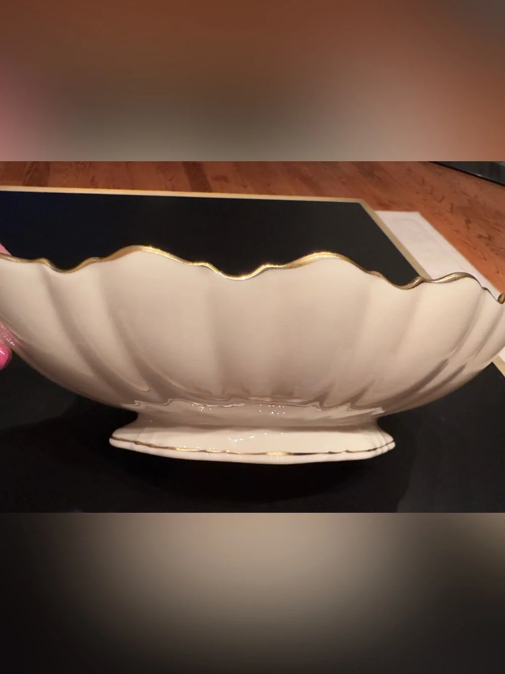 Lenox Cream Scalloped Serving Bowl with Gold Trim